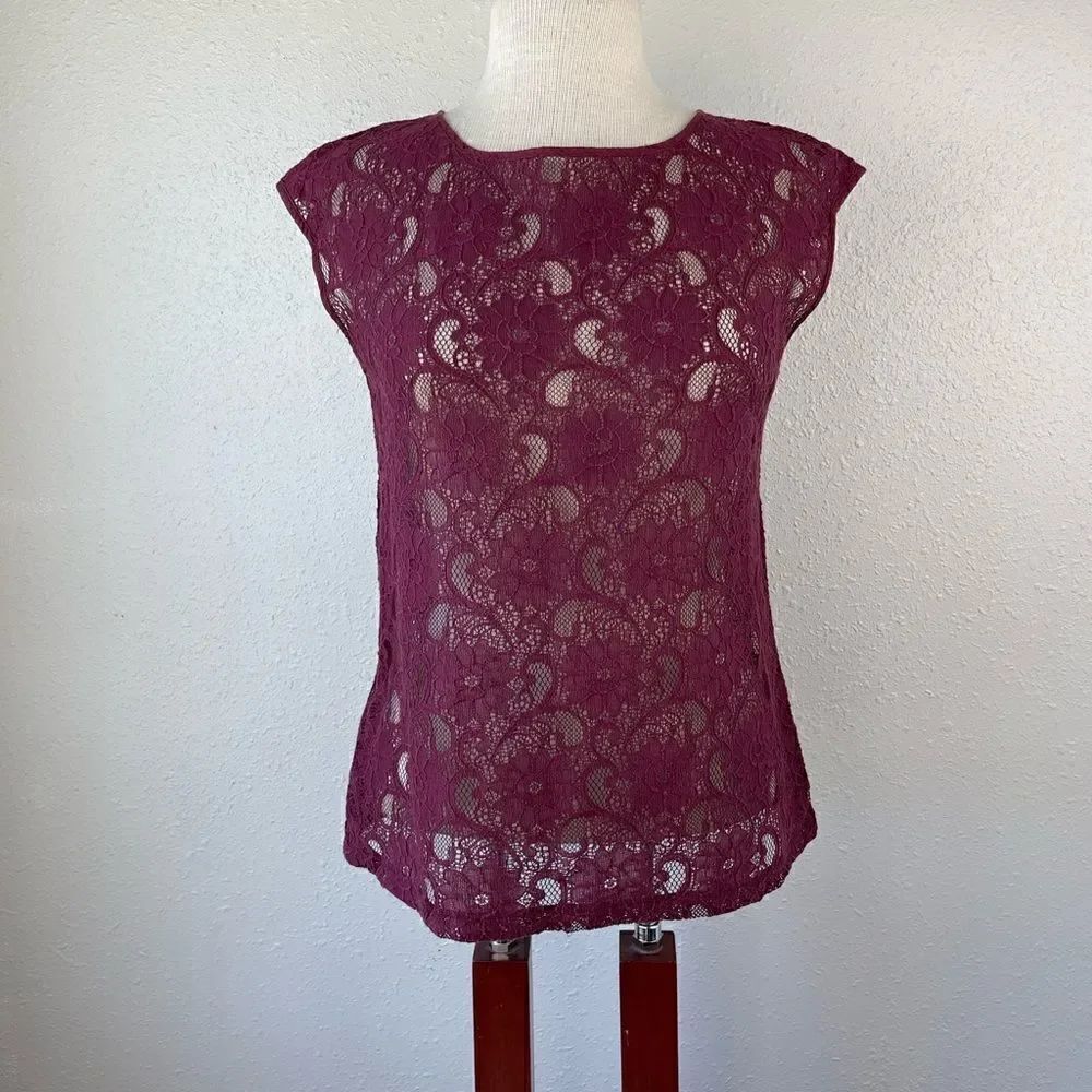 Eddie Bauer Martin Sleeveless lace Top Size S EUC